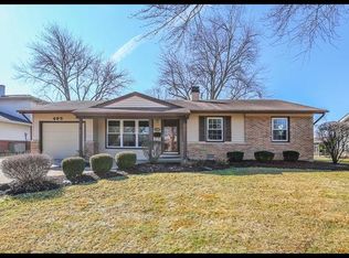 495 Corrinthia Dr, Elk Grove Village, IL 60007