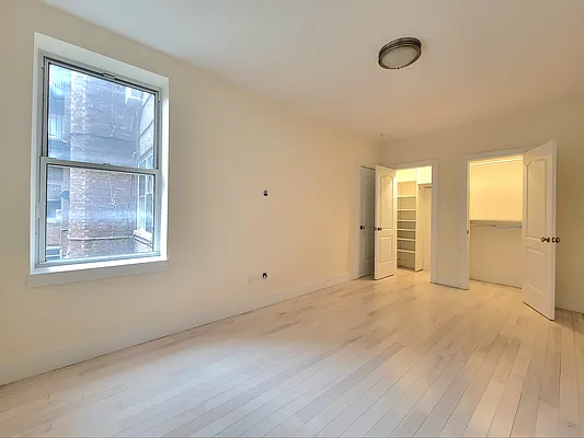 Rented by AZ REALTY NYC LLC | media 6