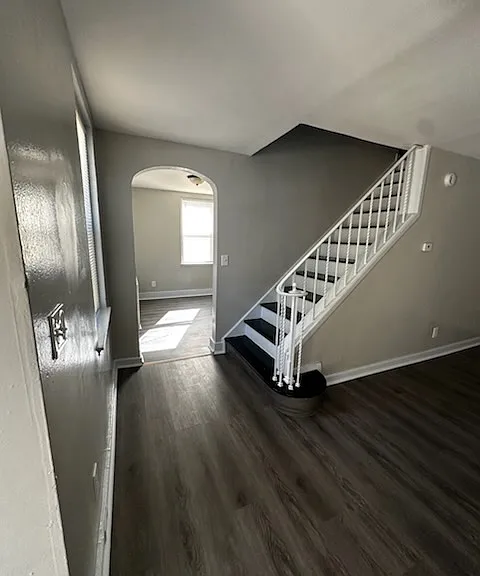 1094 S Common Rd — Photo 9
