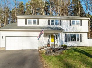 52 Daniel St, Slingerlands, NY 12159