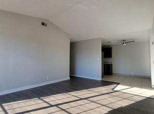 624 Woodfield Pl #611, La Grange, KY 40031
