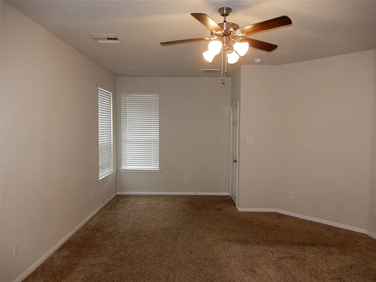 12258 Chestnut Clearing Trl — Photo 10