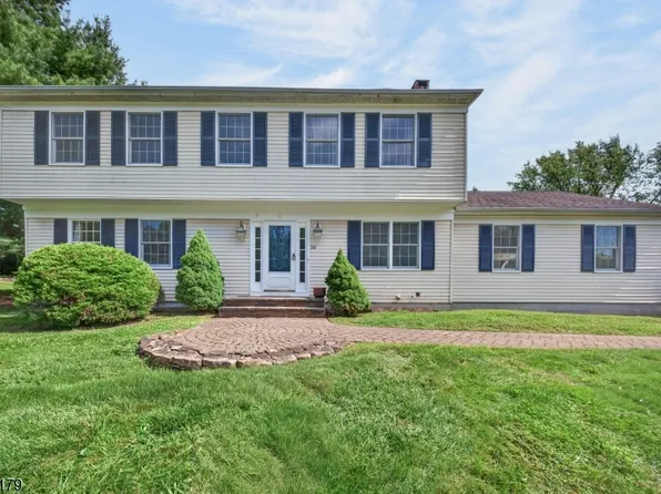 54 Blossom Hill Rd, Clinton Twp., NJ 08833