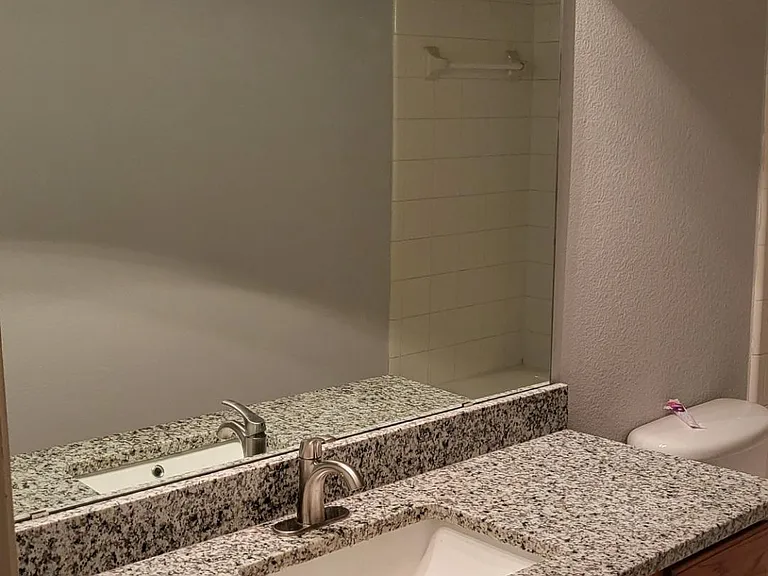 9944 Southgate Dr — Photo 2