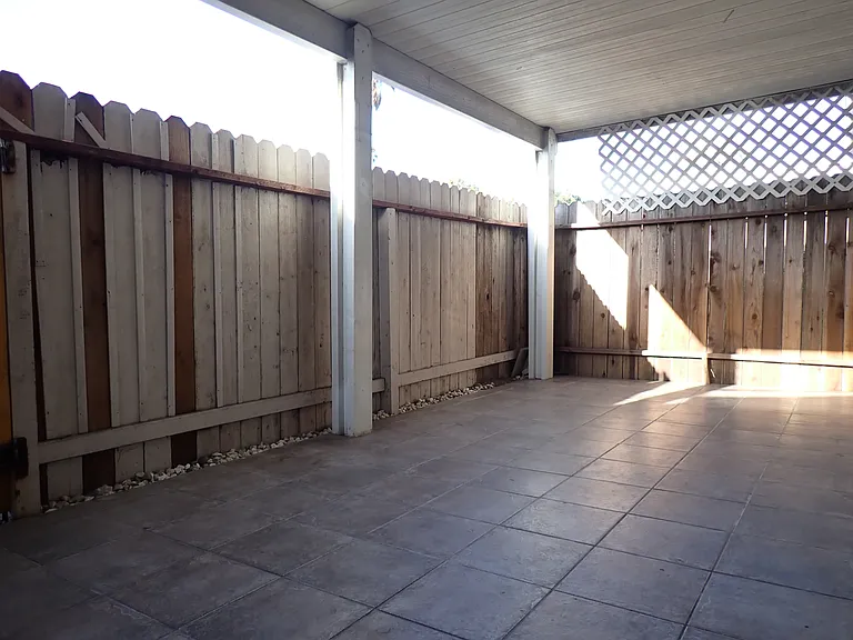 10156 Holburn Dr — Photo 26