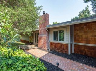 34 Ardilla Rd, Orinda, CA 94563
