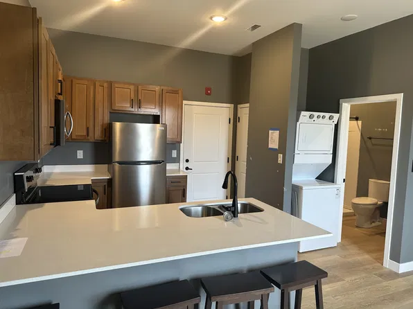 317 S Anderson St, Elwood, IN 46036