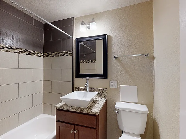Highland — Photo 15