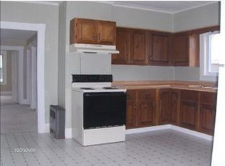 26 Osborne St, Fairfield, ME 04937