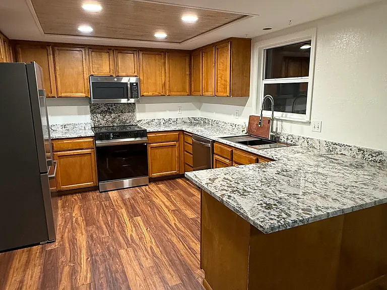 1302 Papago Dr — Photo 3