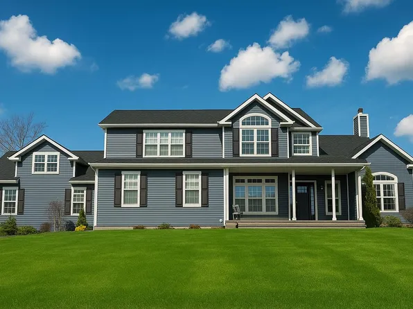 25 Ashley Circle, Manorville, NY 11949