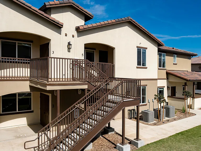 Grapevine Villa — Photo 32