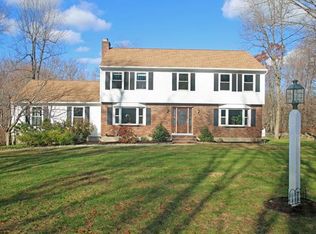 5 Van Campen Ln, Bethel, CT 06801
