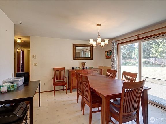 5th image of 4205 Regency Place