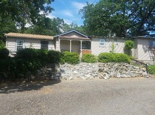 152 5th Ave, Gold Hill, OR 97525