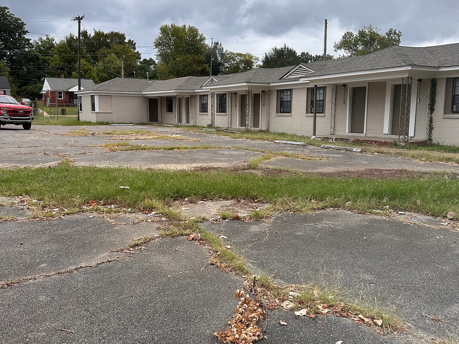 Studio, 600 sqft, $625 — Photo 2
