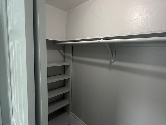 5th image of 770 SW 8th St APT 209