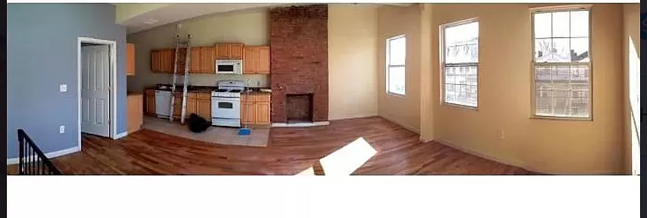 3 bed, 1300 sqft, $2,500 — Photo 3