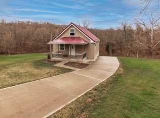 345 Oakwood Dr, Crittenden, KY 41030