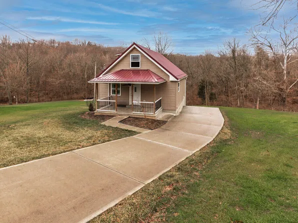 345 Oakwood Dr, Crittenden, KY 41030