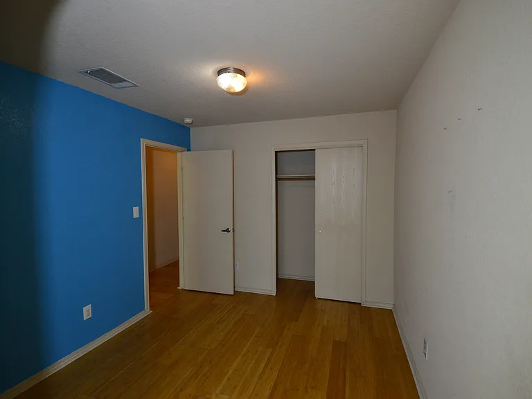 4521 Felicity Ln — Photo 15