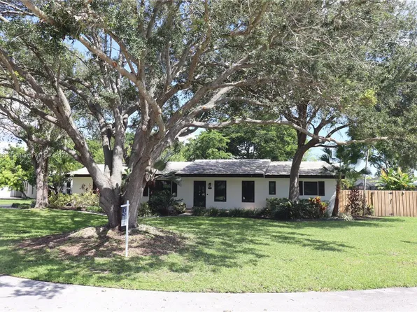 17191 SW 85th Ave, Palmetto Bay, FL 33157