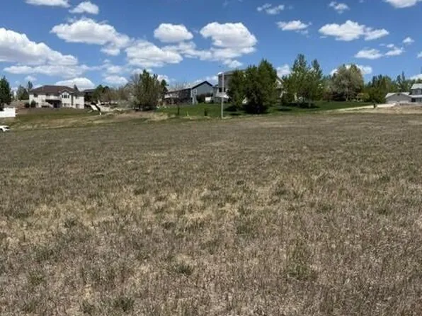 1703 Jordan Dr, Gillette, WY 82718