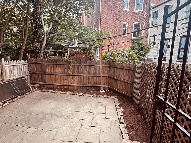 310 3rd St SE — Photo 9