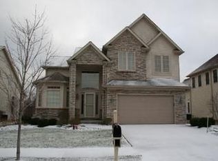 449 Augustus Dr, Cleveland, OH 44143