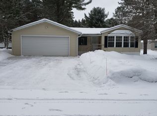 8935 Shade Tree Ln, Woodruff, WI 54568