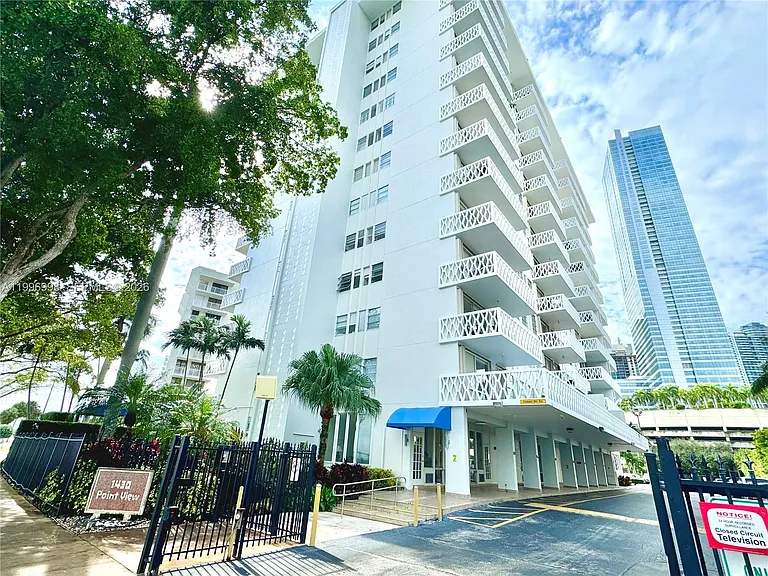 1430 Brickell Bay Dr #106 — Photo 16