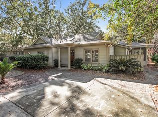 5 Hollyberry Ln, Hilton Head Island, SC 29928