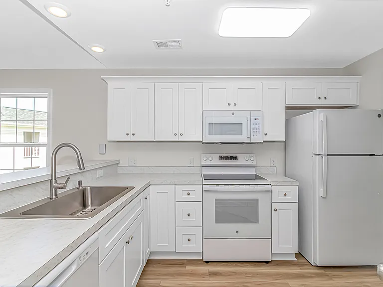 485 White River Dr #30I — Photo 4