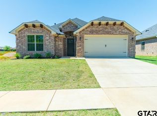 527 Cornerstone Rd, Lindale, TX 75771