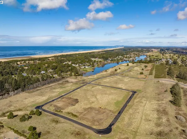 Velzy Loop Lot 53, Warrenton, OR 97146