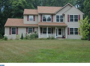 121 Lilly Rd, Honey Brook, PA 19344