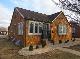 1925 Chestnut St, Columbus, IN 47201