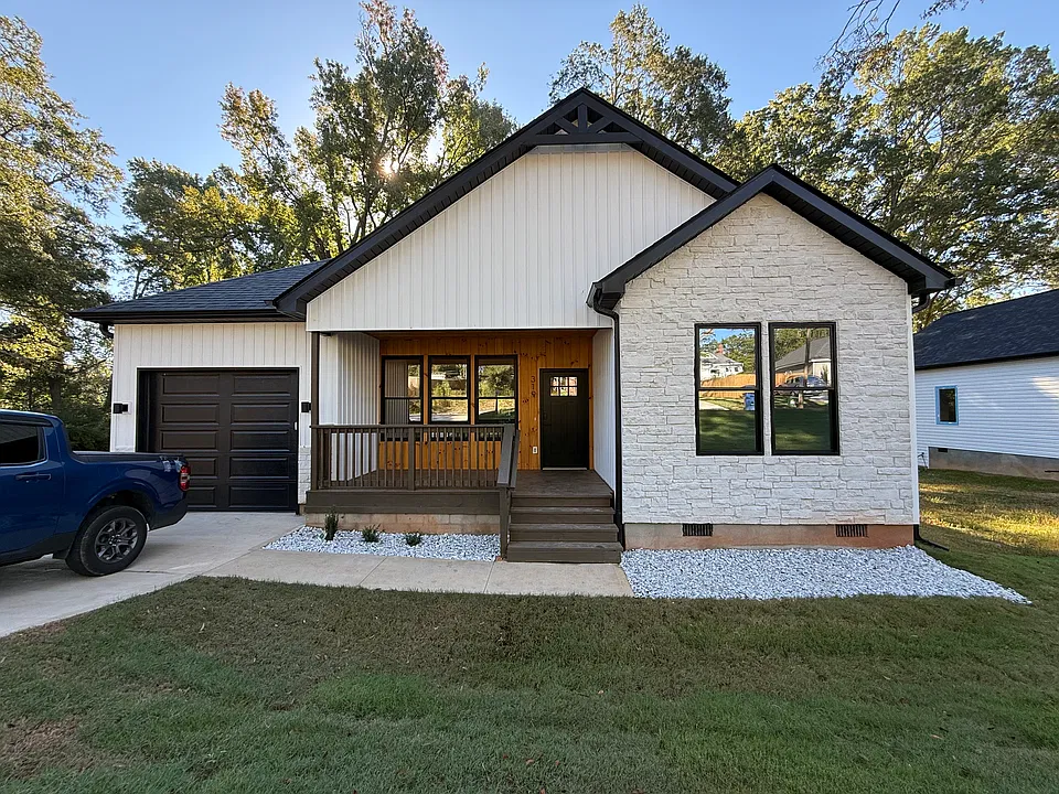 315 Stone Ave