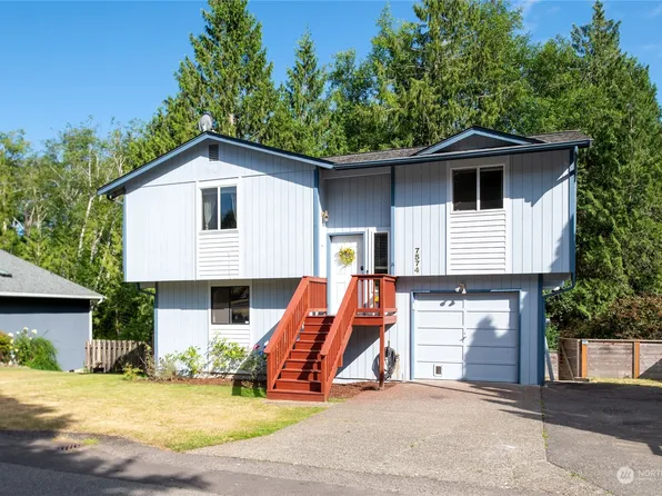 7574 Falcon Place NE, Bremerton, WA 98311