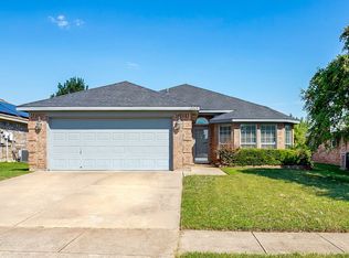 12425 Seven Eagles Ln, Burleson, TX 76028
