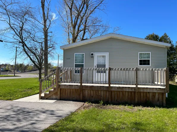 417 N 14th Ave #118, Sturgeon Bay, WI 54235