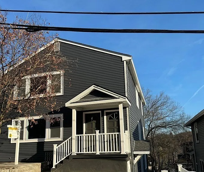9-13 Sutherland Rd #1 — Photo 1