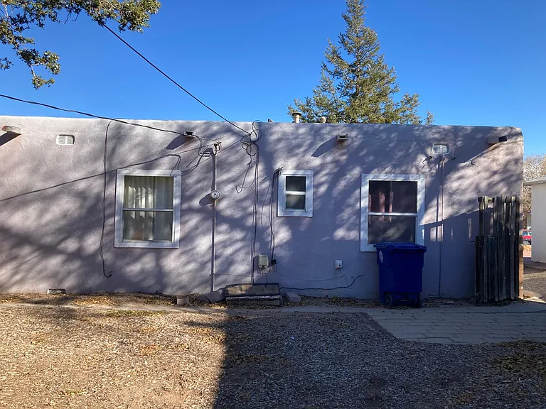 1237 Princeton Dr NE — Photo 3