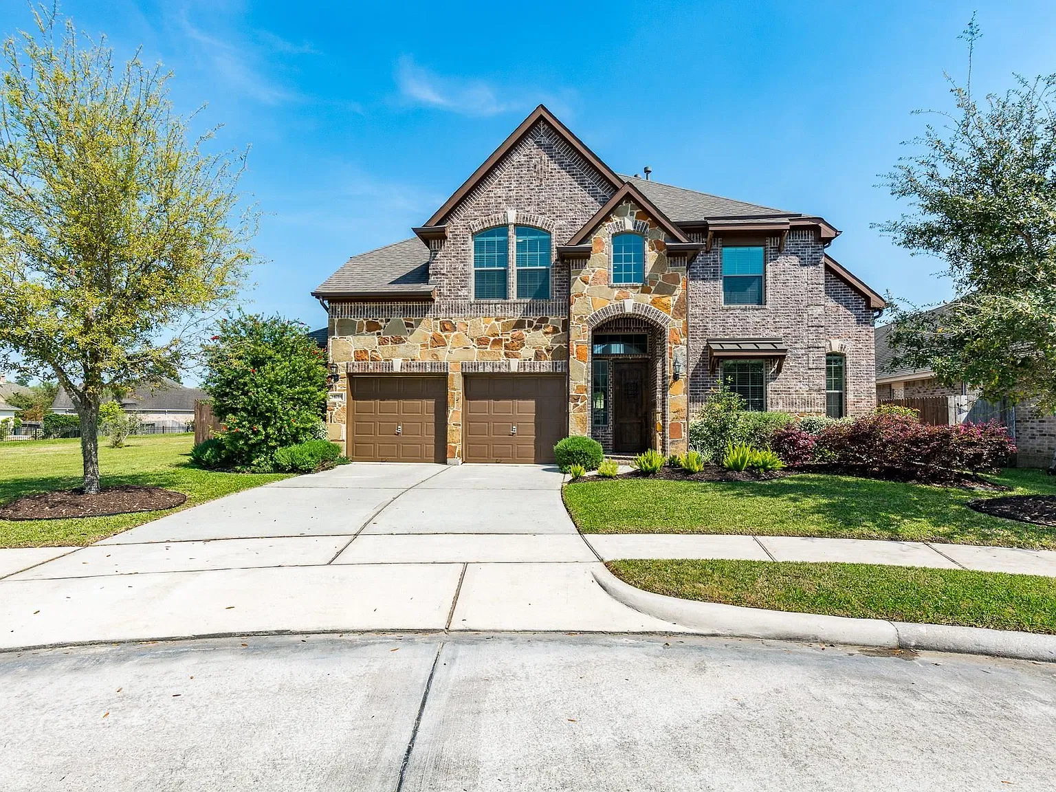 4 bed, 3.5 bath, 3178 sqft, $3,350 — Photo 1