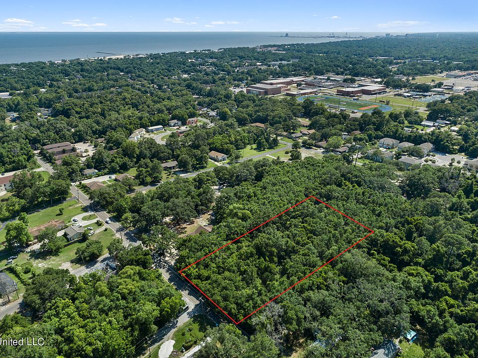 1st image of 649 Tegarden Rd