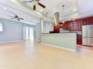 3350 17th St NW APT T1, Washington, DC 20010