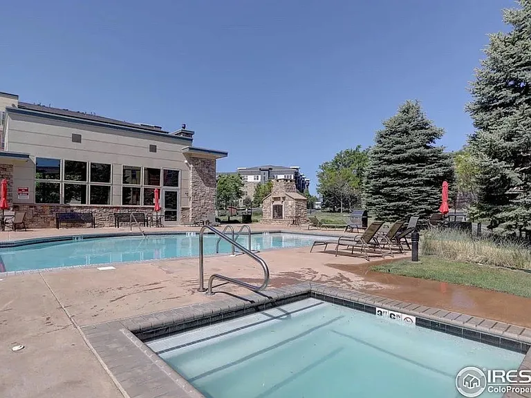 pool, hot tub, club house, fire pit