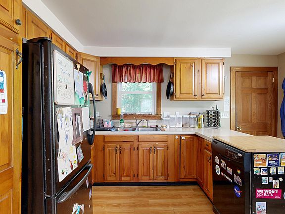 5th image of 12 Gerry Avenue