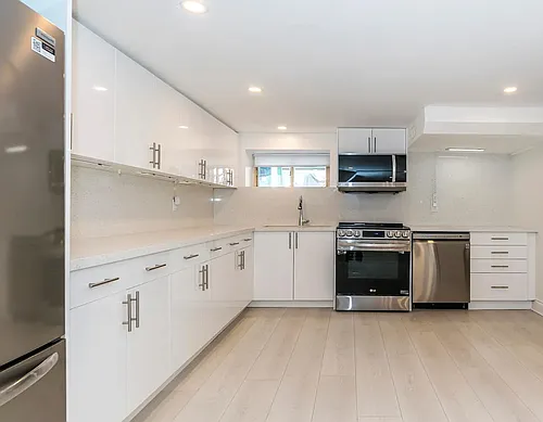 108 Madison Ave Photo 1