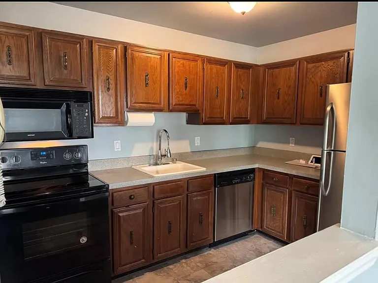 706 Sunset Ln — Photo 8